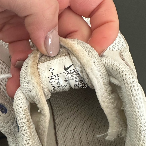 SOLD - Picture 3 of 6